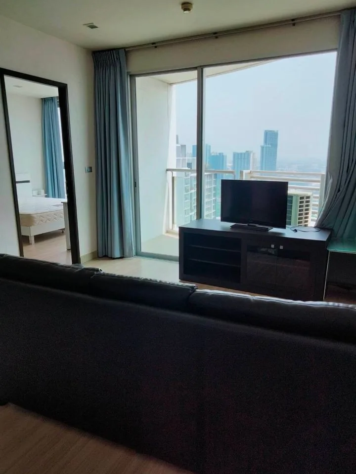 Sky Walk Condominium — photo 1