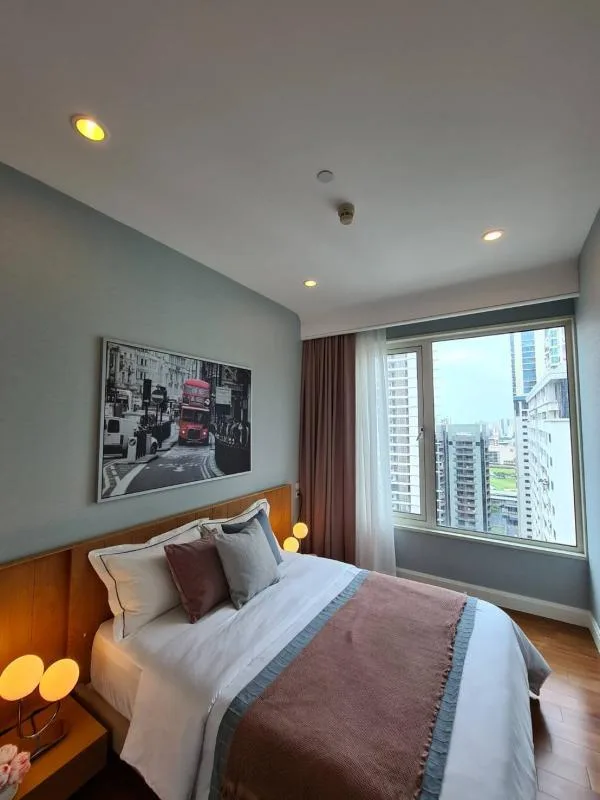Q Langsuan — photo 6