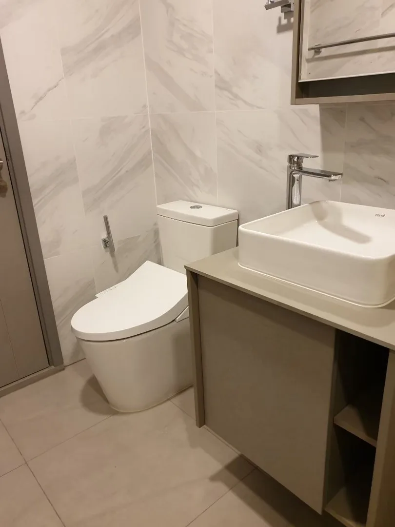 Taka Haus Ekamai 12 — photo 9