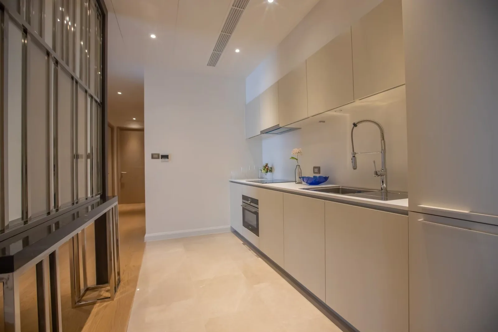Magnolias Waterfront Residences — photo 7