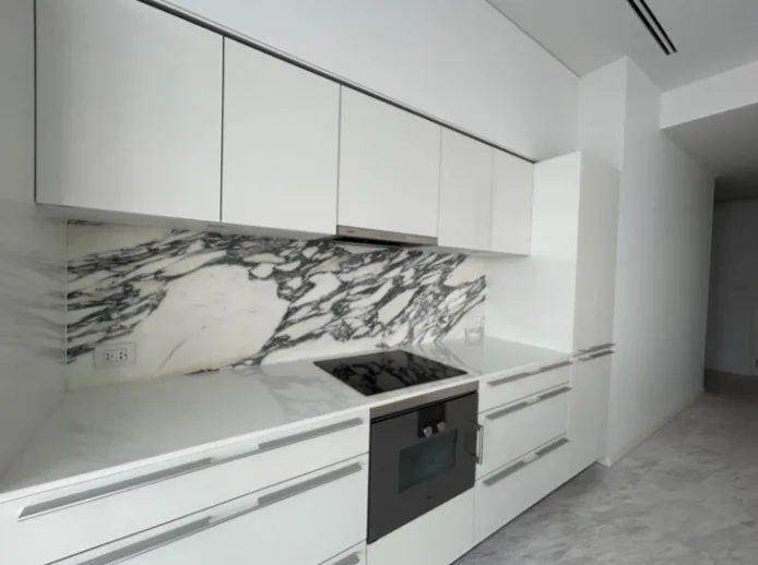 Four Seasons Private Residences Bangkok — photo 2