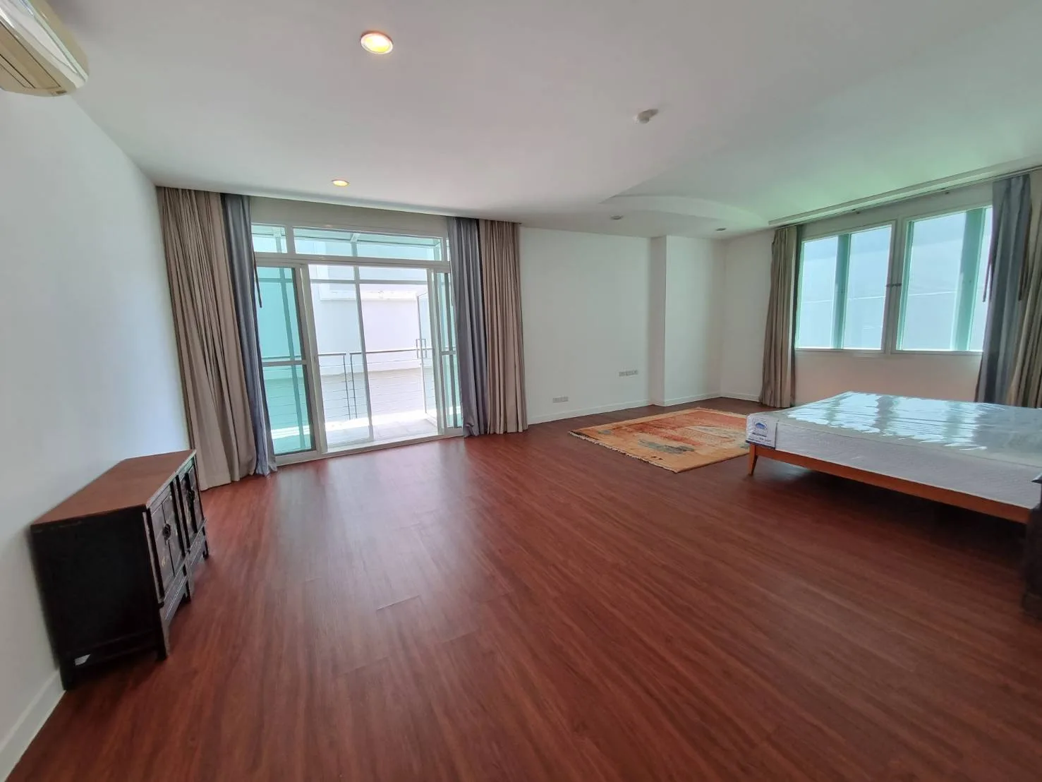 The Verandah - Sukhumvit Soi 23 — photo 9