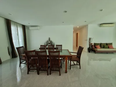 The Verandah - Sukhumvit Soi 23