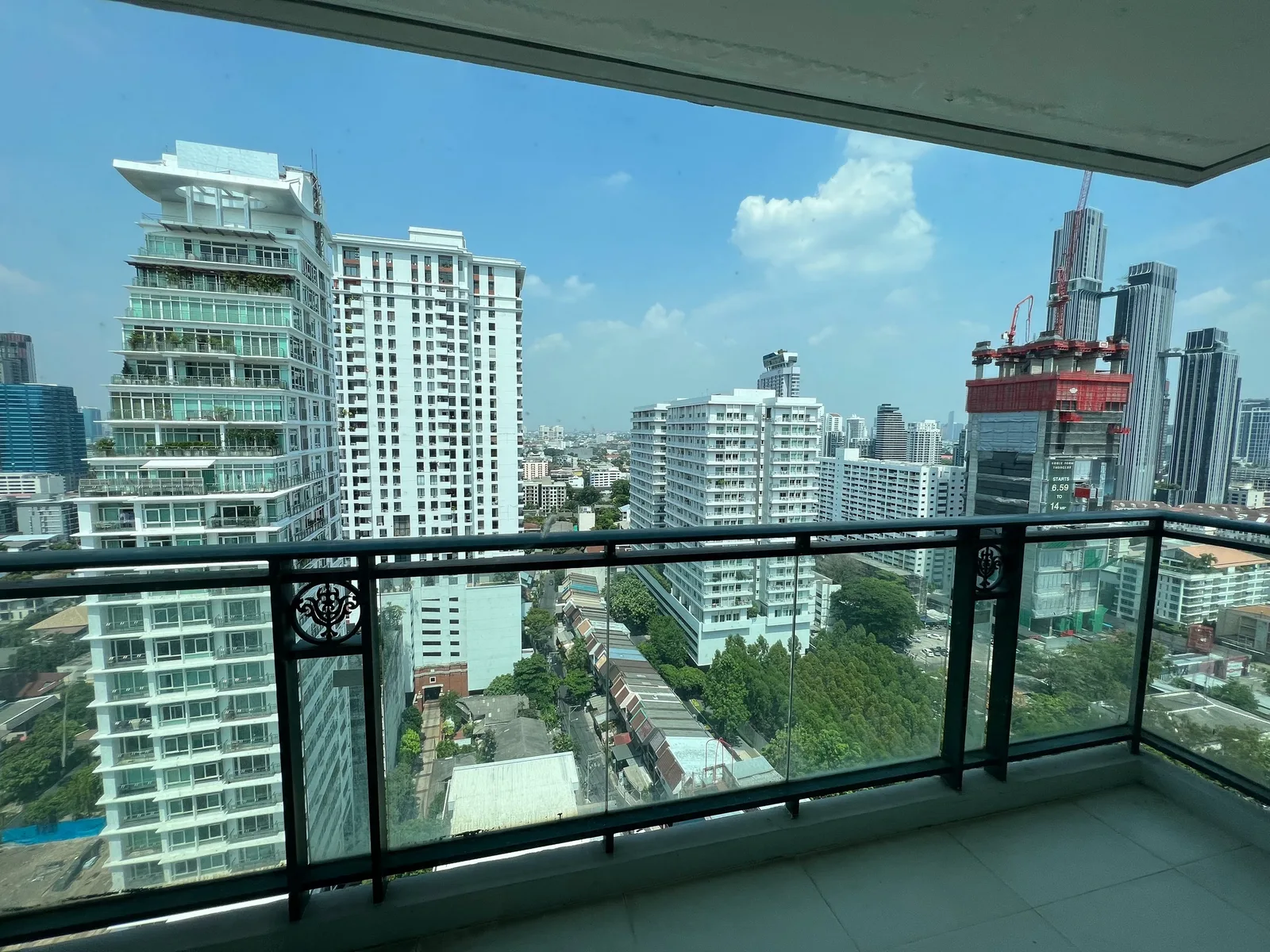 Ivy Thonglor — photo 8