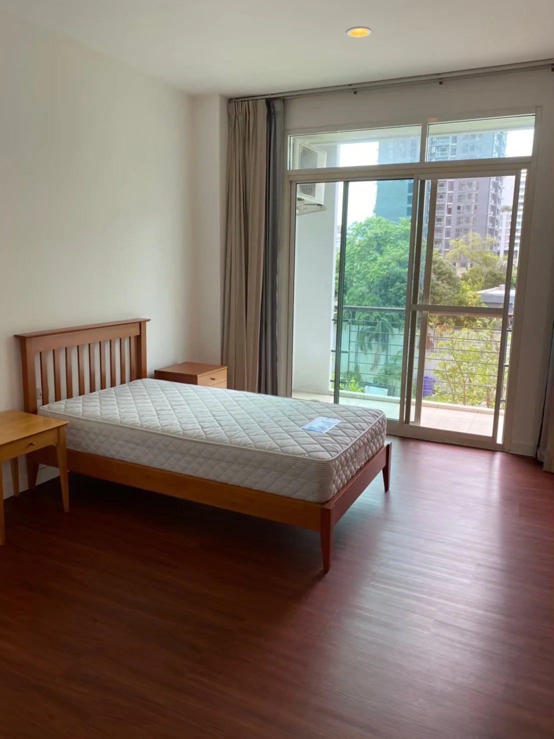 The Verandah - Sukhumvit Soi 23 — photo 6