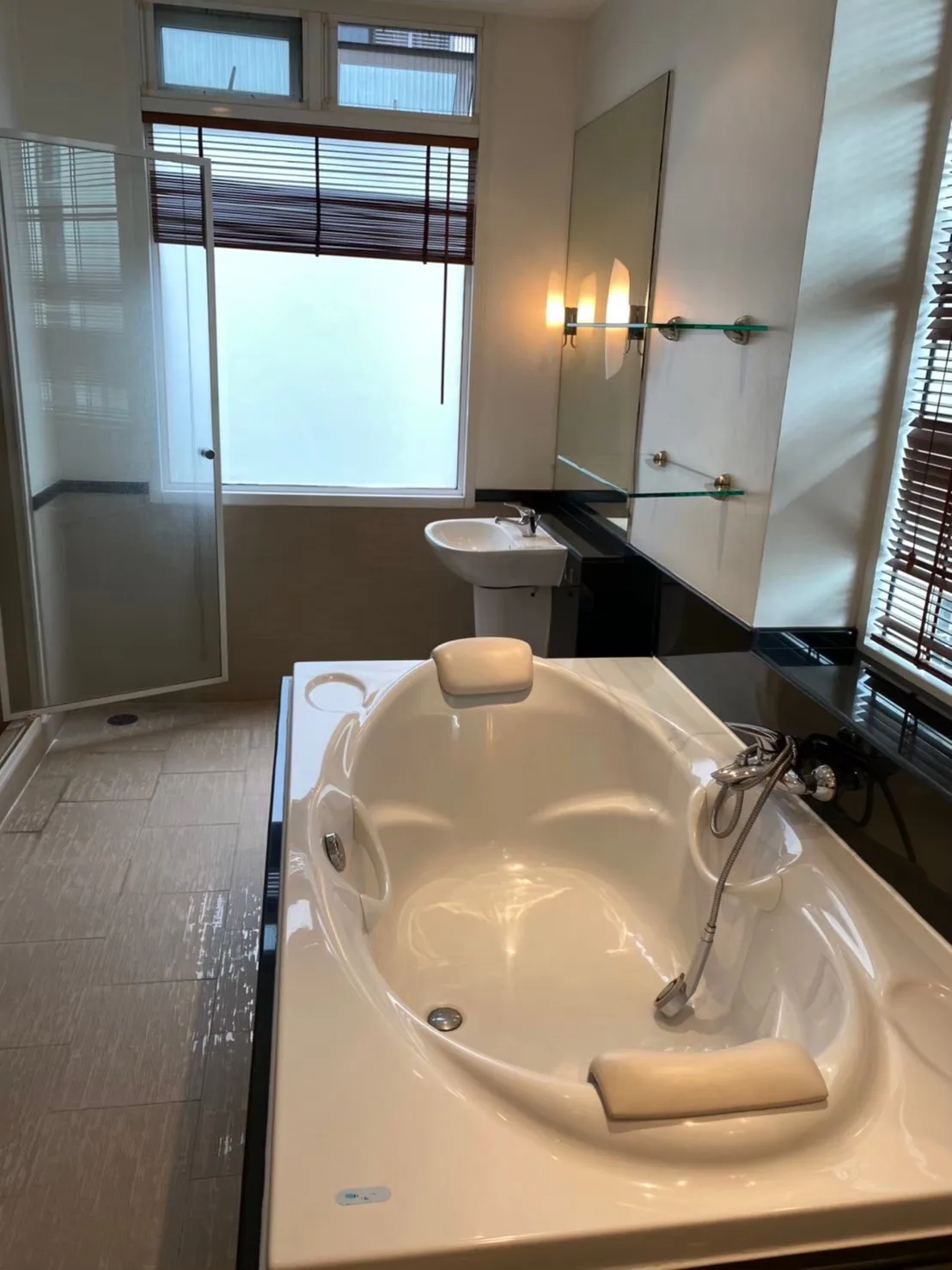 The Verandah - Sukhumvit Soi 23 — photo 9