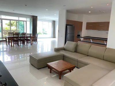 The Verandah - Sukhumvit Soi 23