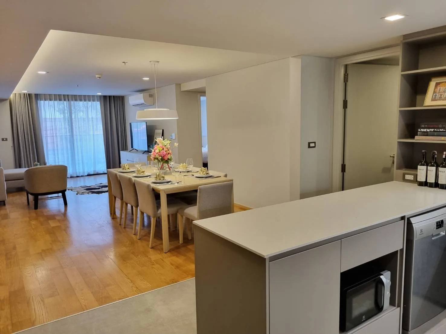 Piya Apartment Sukhumvit 15 — photo 11