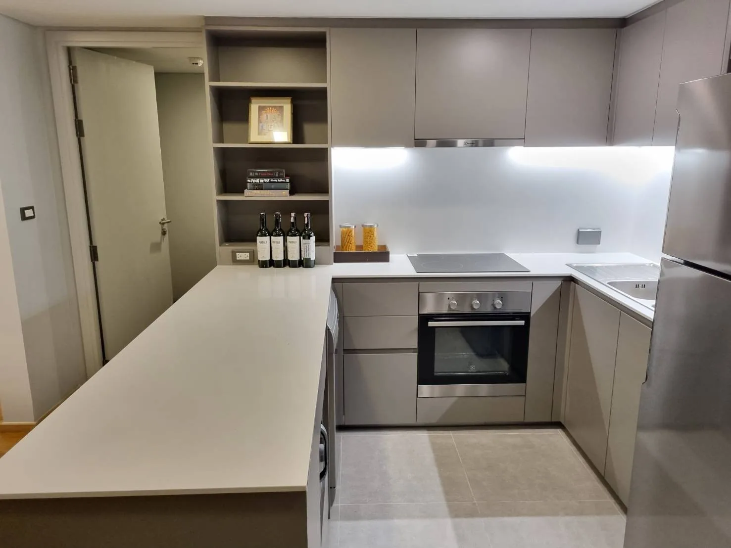 Piya Apartment Sukhumvit 15 — photo 12