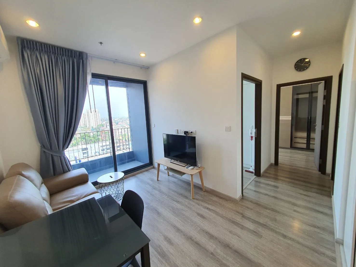 IDEO Mobi Sukhumvit 66 — photo 1
