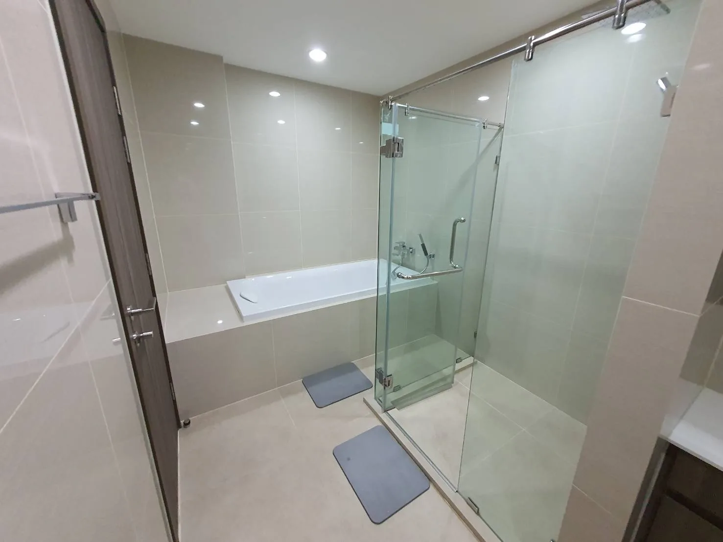 IDEO Mobi Sukhumvit 66 — photo 12