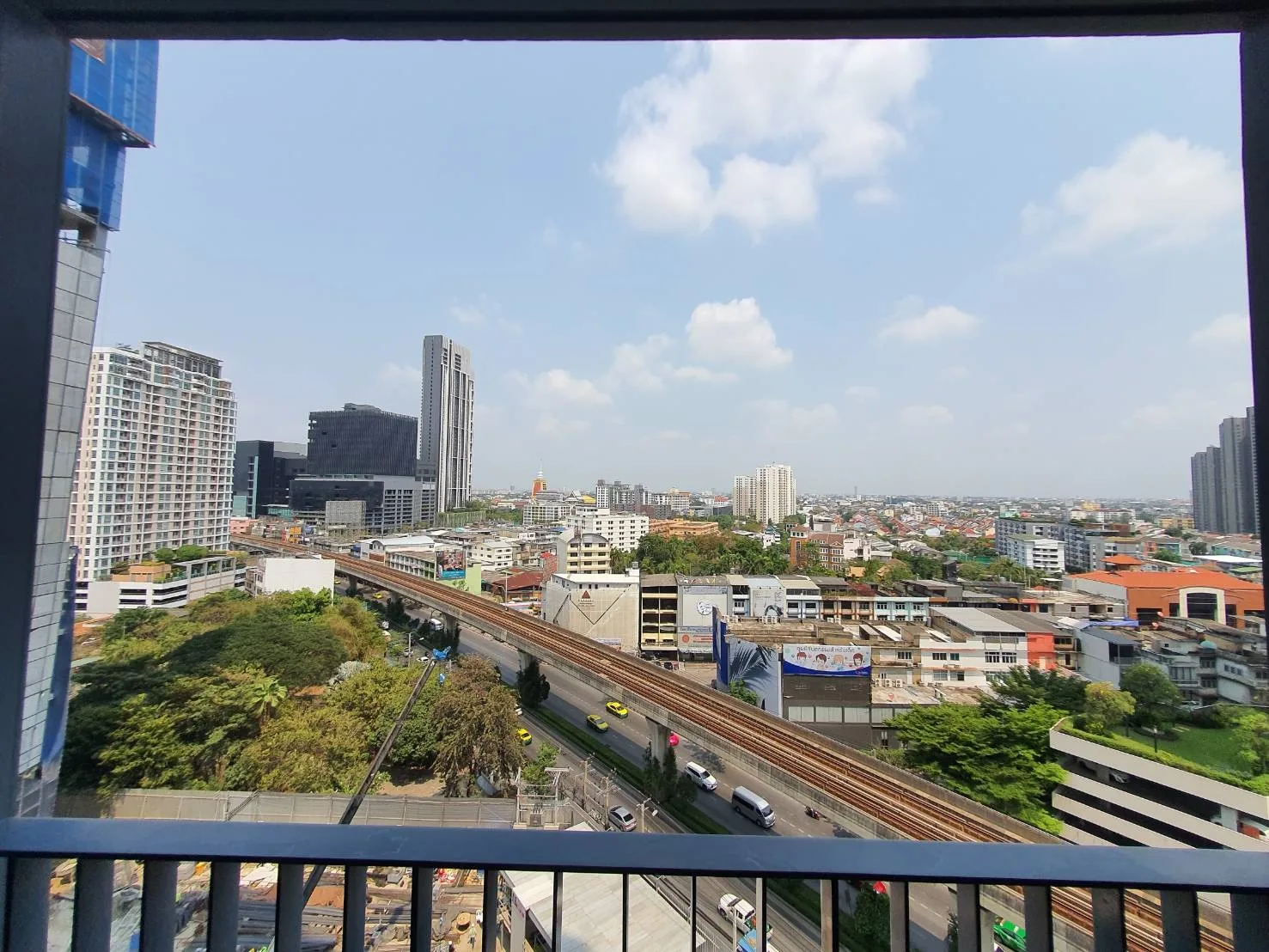 IDEO Mobi Sukhumvit 66 — photo 17