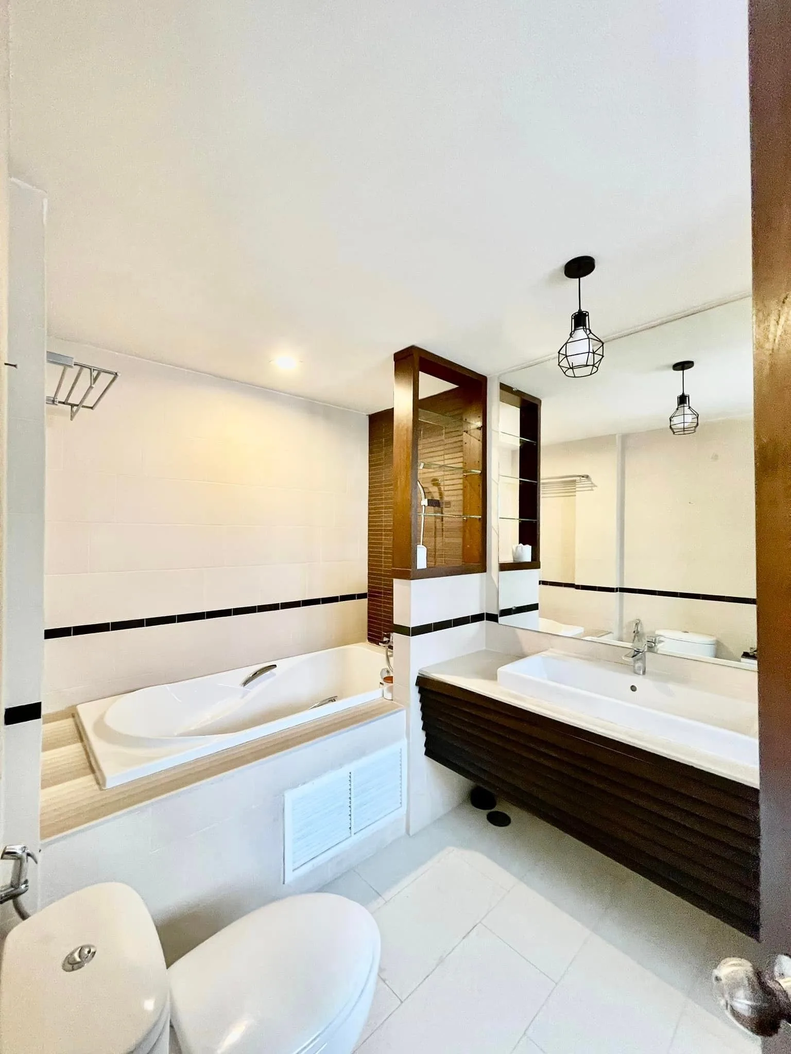 Townhome — photo 13