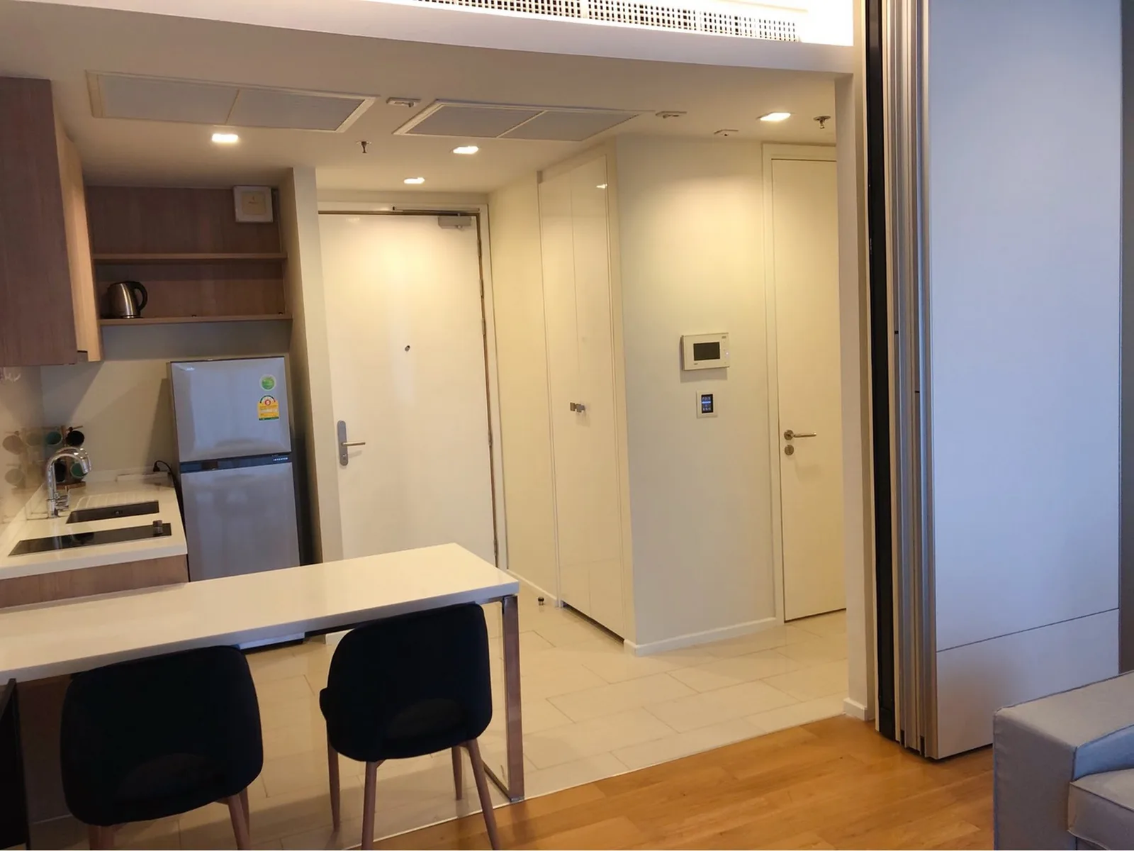 Circle Living Prototype — photo 2