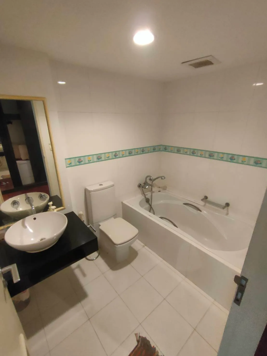 Urbana Sukhumvit 15 — photo 13
