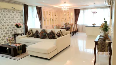 Piyathip Place