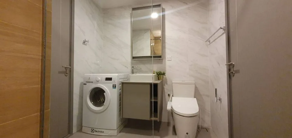 Taka Haus Ekamai 12 — photo 11