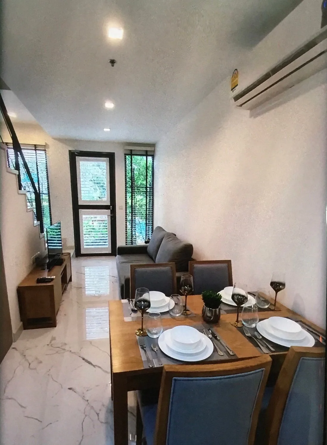 Ideo Mobi Sukhumvit 81 — photo 2
