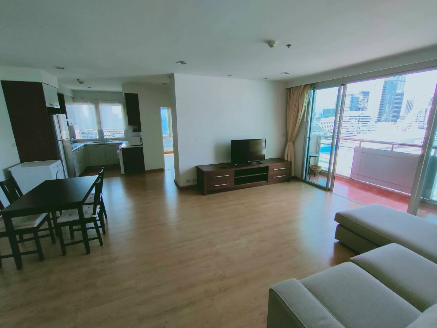 Silom Grand Terrace — photo 2