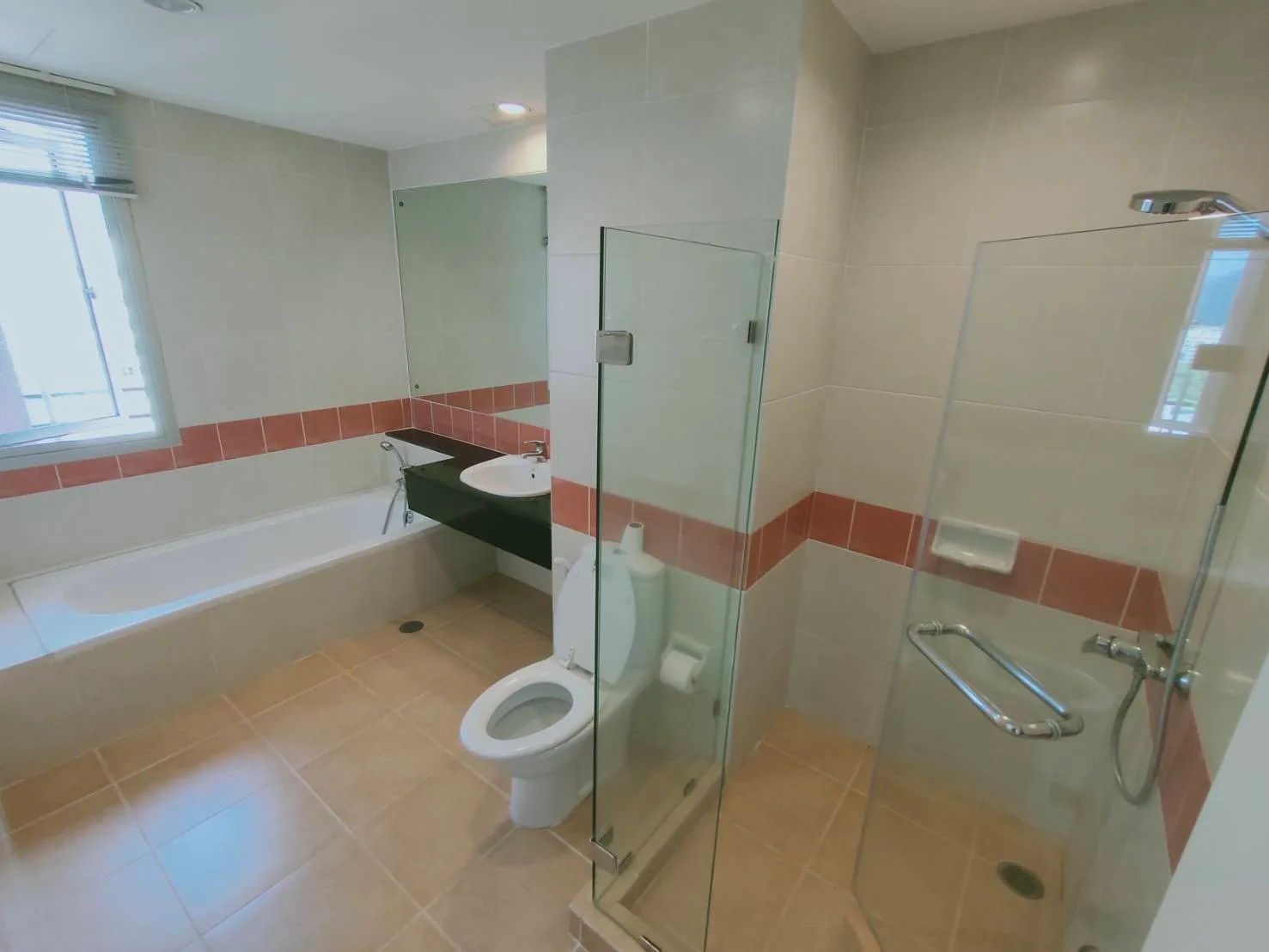 Silom Grand Terrace — photo 12
