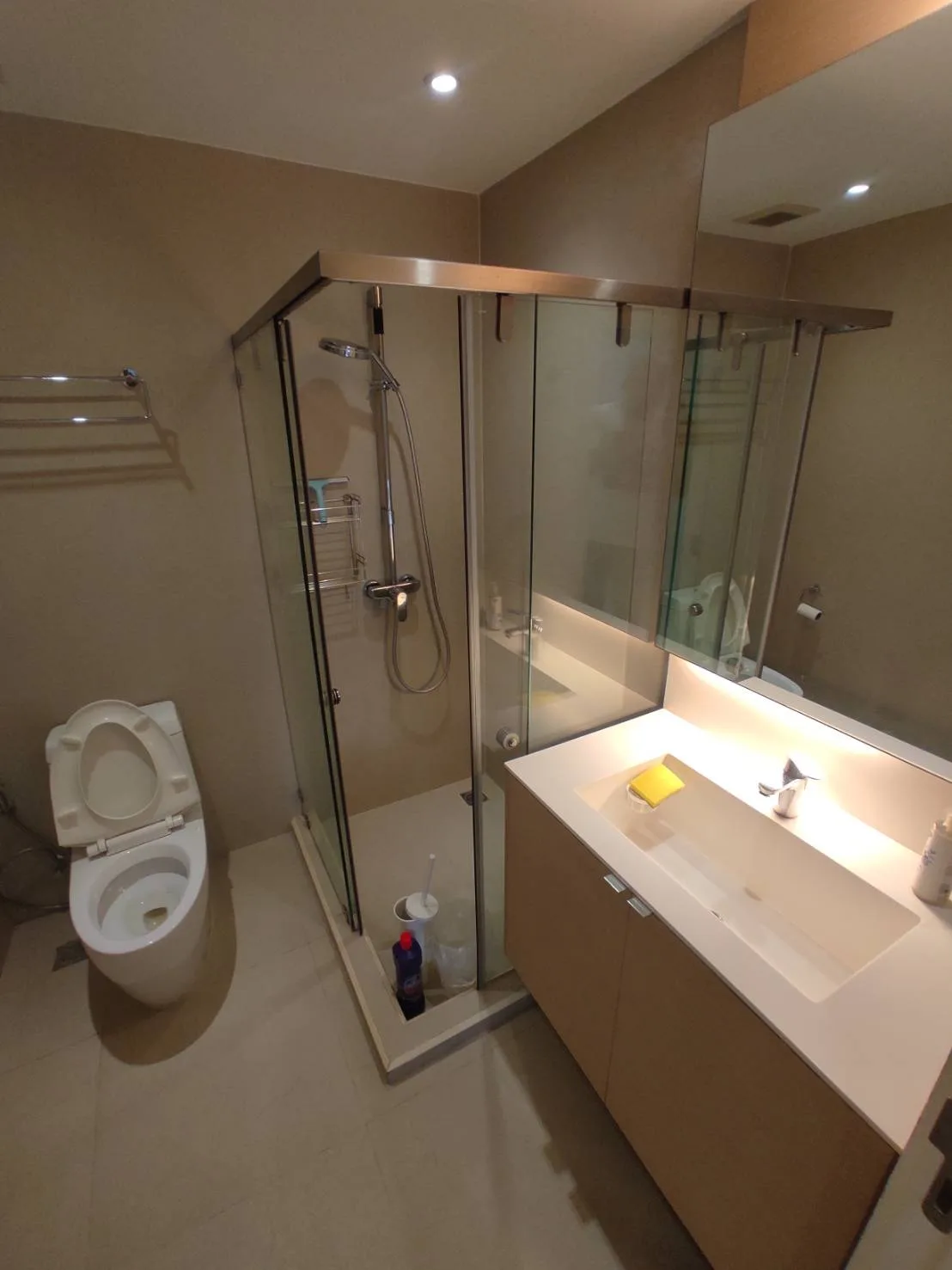 Sathorn Gardens — photo 11