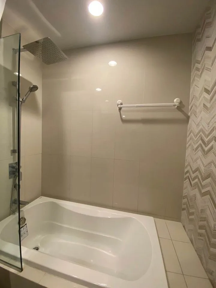 OKA HAUS Sukhumvit 36 — photo 12