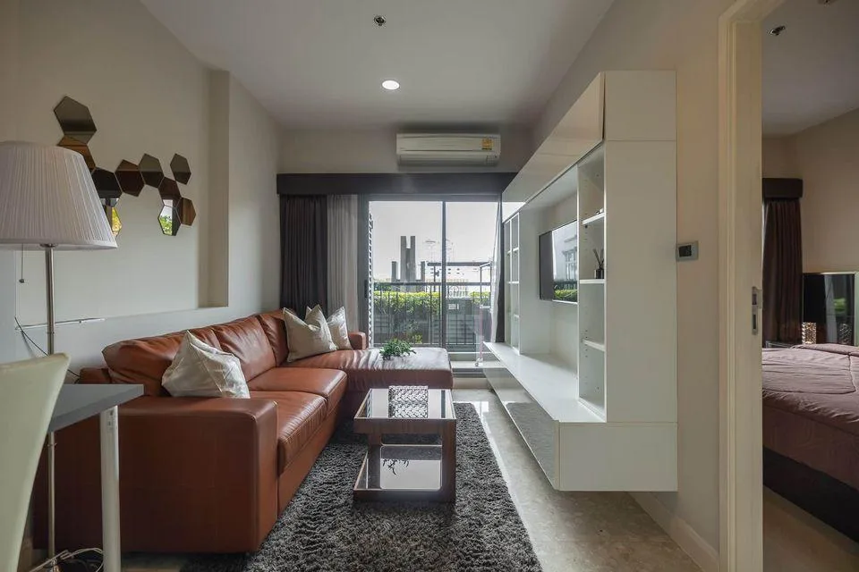 The Crest Sukhumvit 34 — photo 2