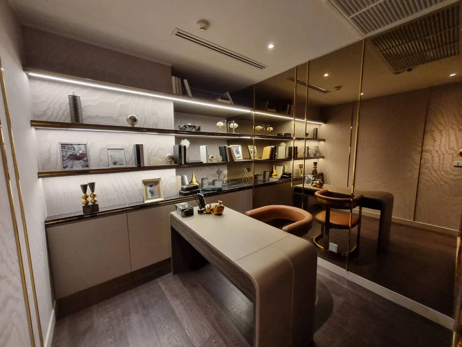 Nivati Thonglor 23 — photo 18