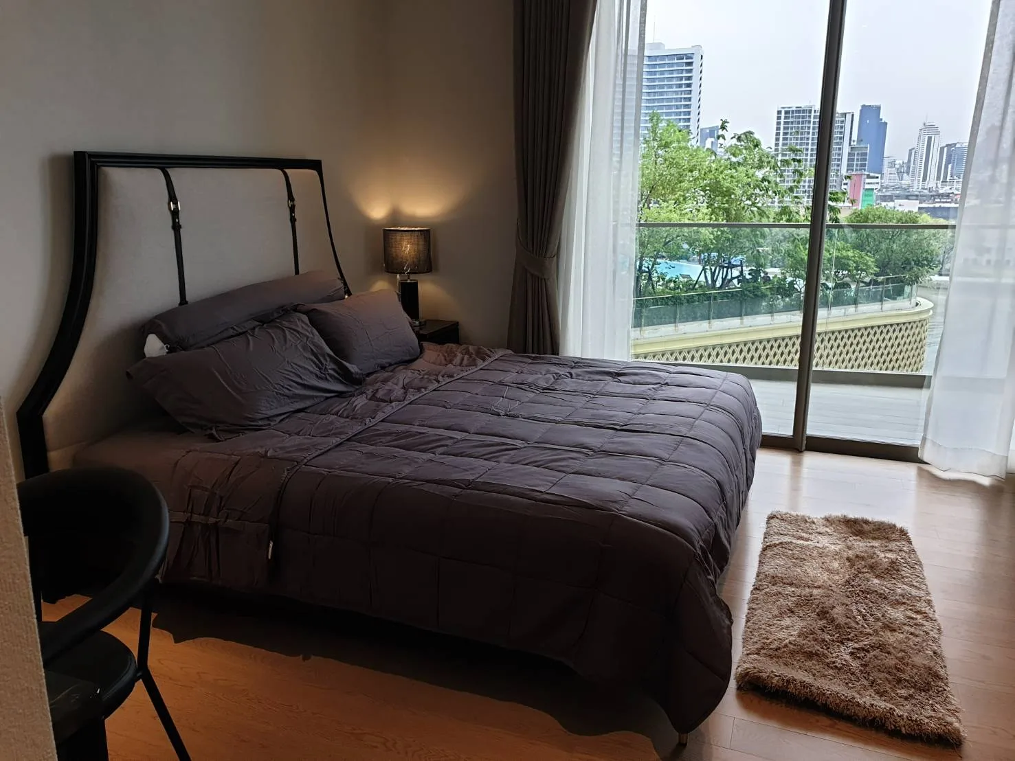 Magnolias Waterfront Residences — photo 9