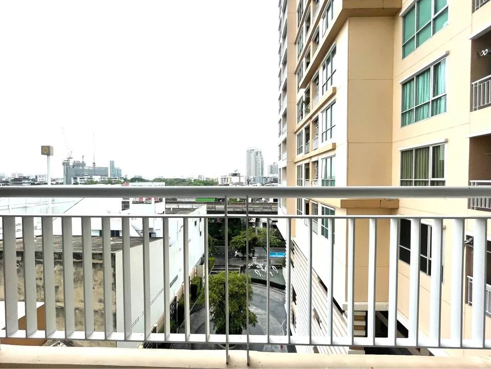 Life Sukhumvit 65 — photo 8
