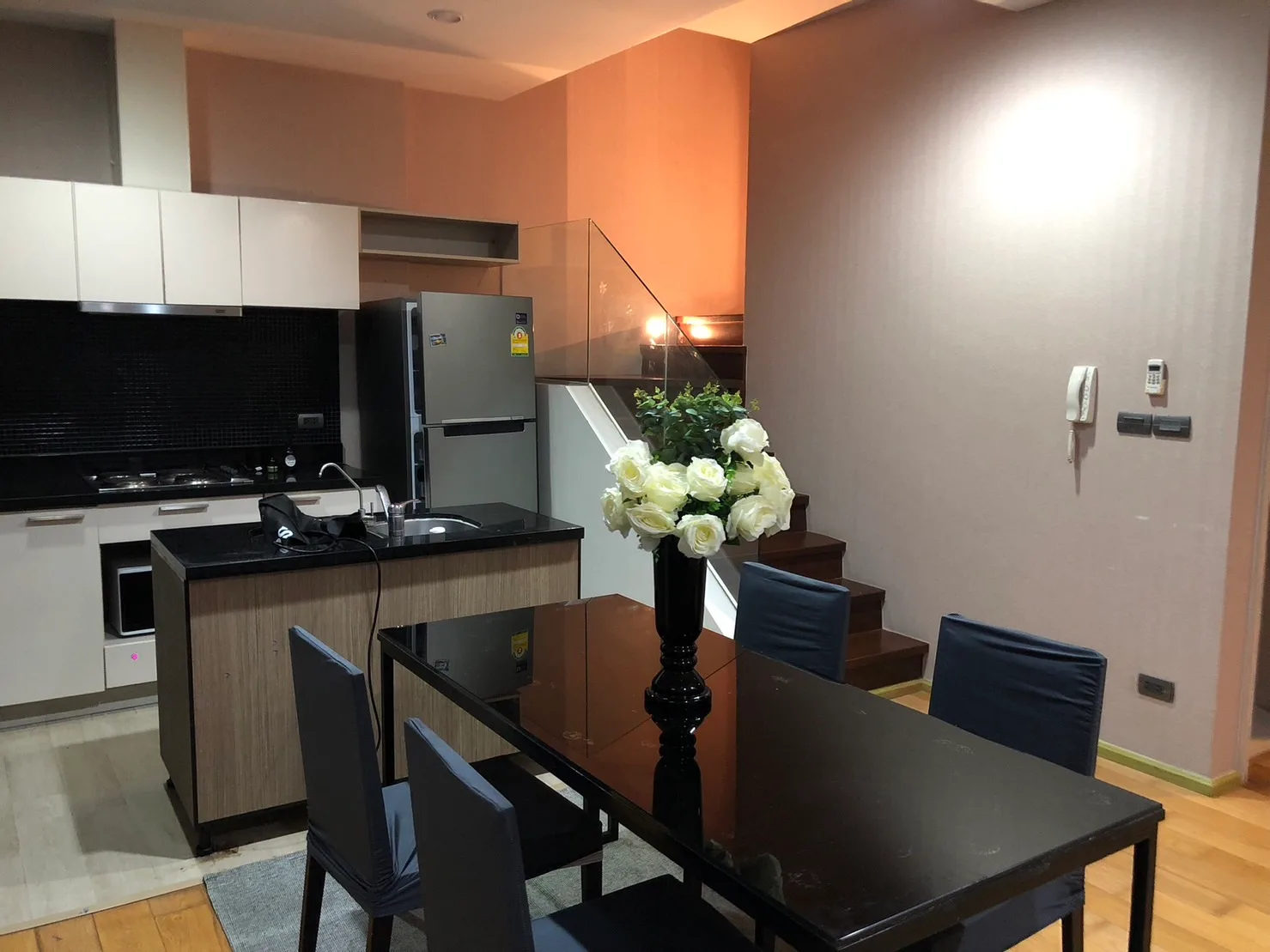 Fuse Chan - Sathorn — photo 1