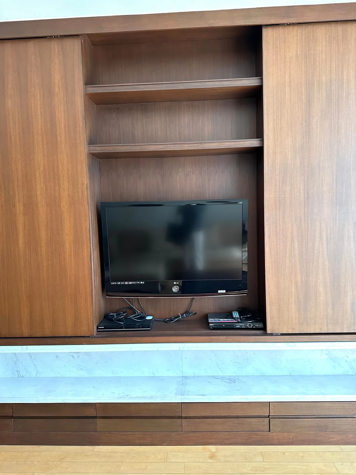 Athenee Residence — photo 3