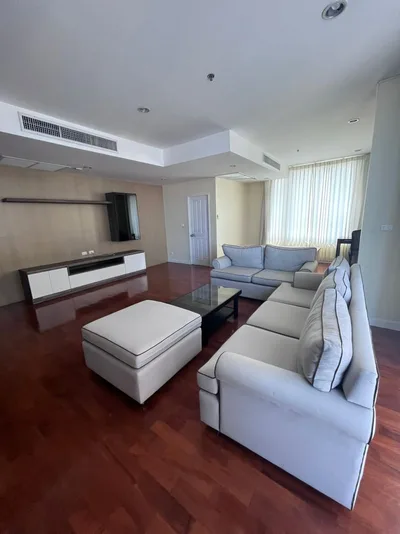 Siri Residence