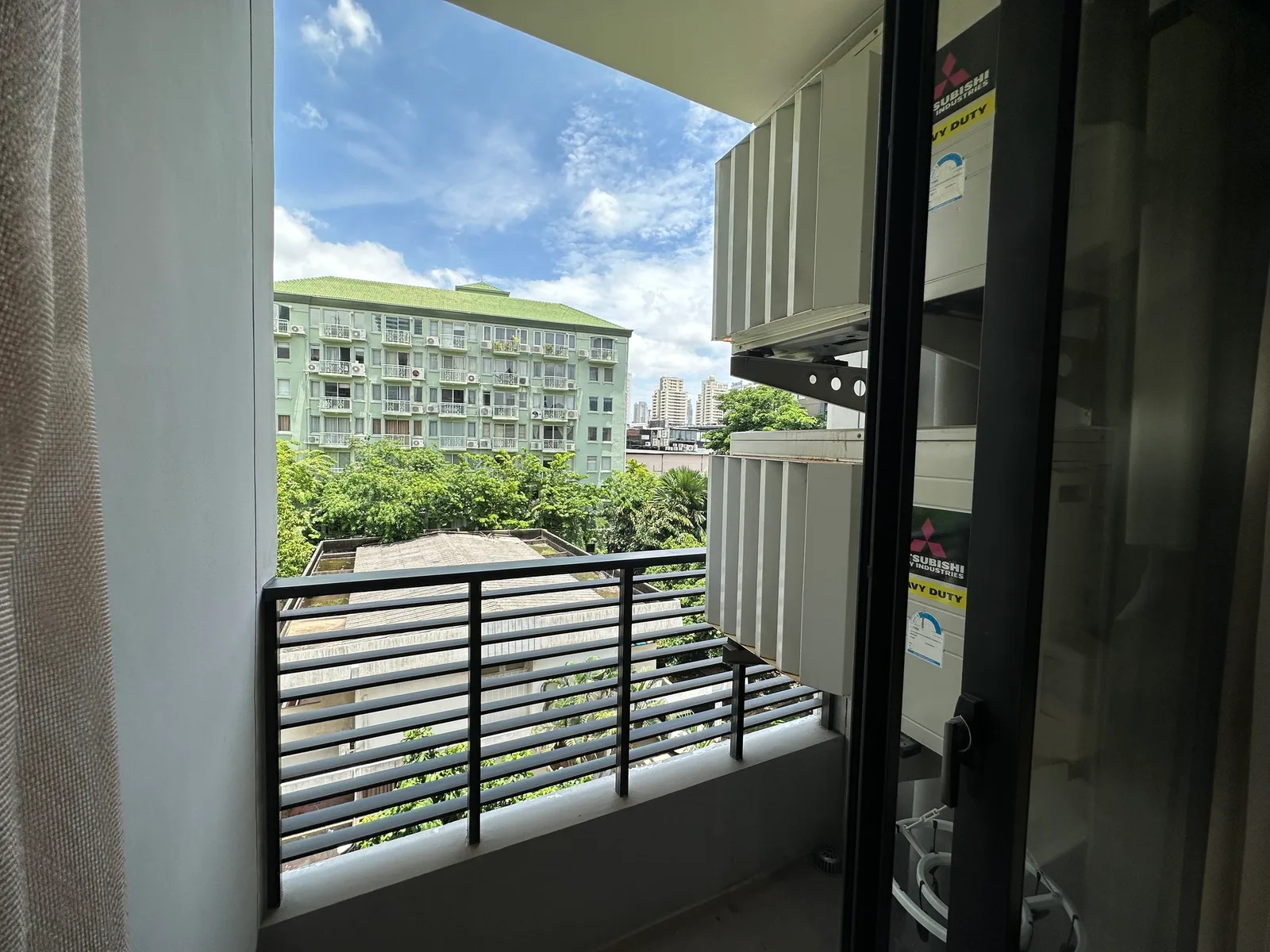 Runesu Thonglor 5 — photo 11