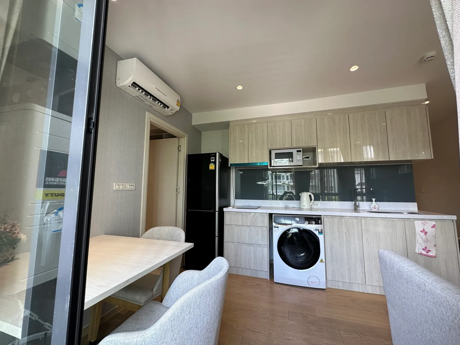 Runesu Thonglor 5 — photo 6