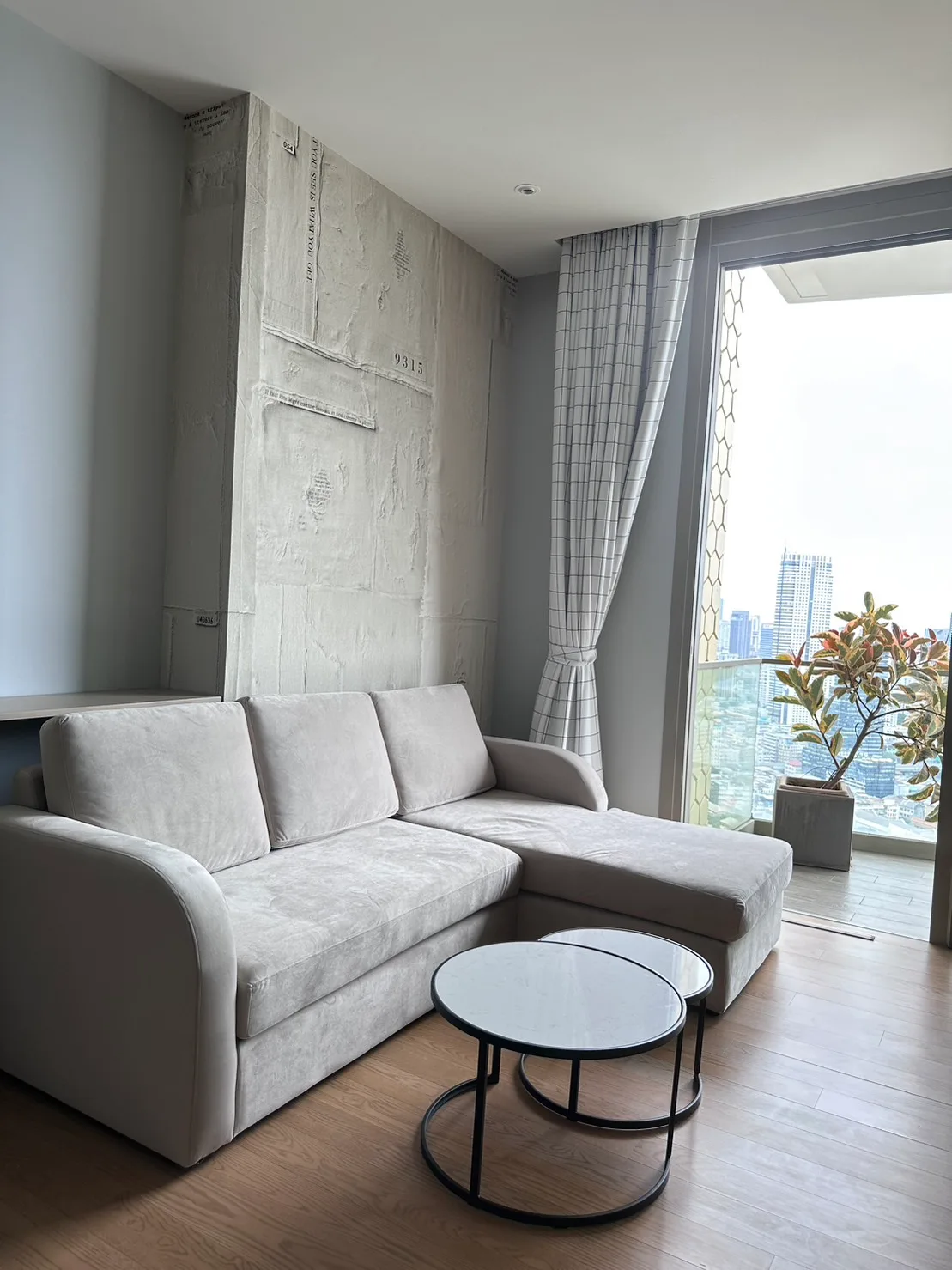 Magnolias Waterfront Residences — photo 1
