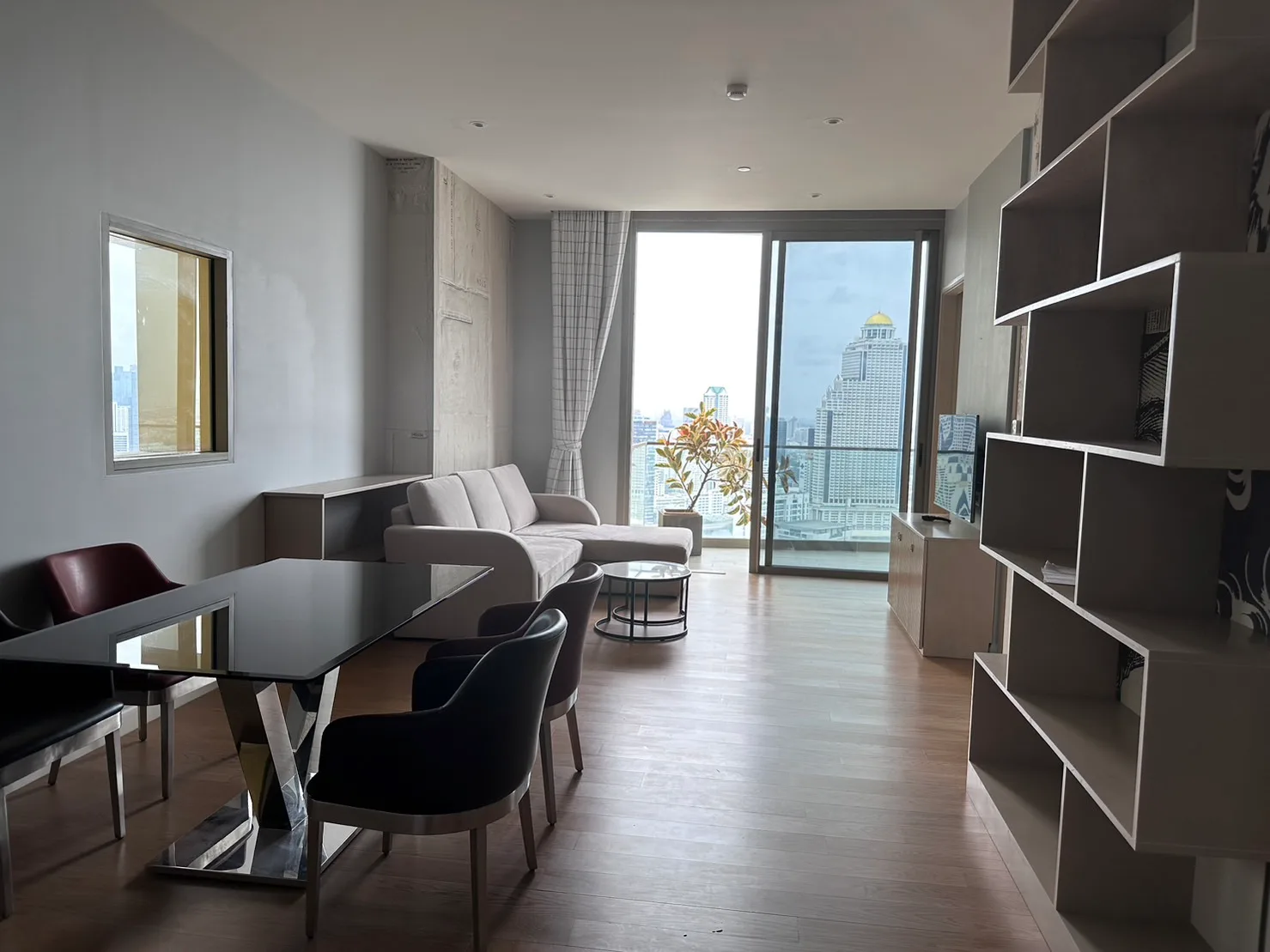 Magnolias Waterfront Residences — photo 2