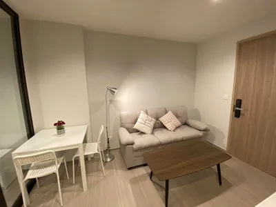Life Sathorn Sierra