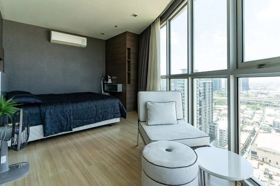 Sky Walk Condominium — photo 3