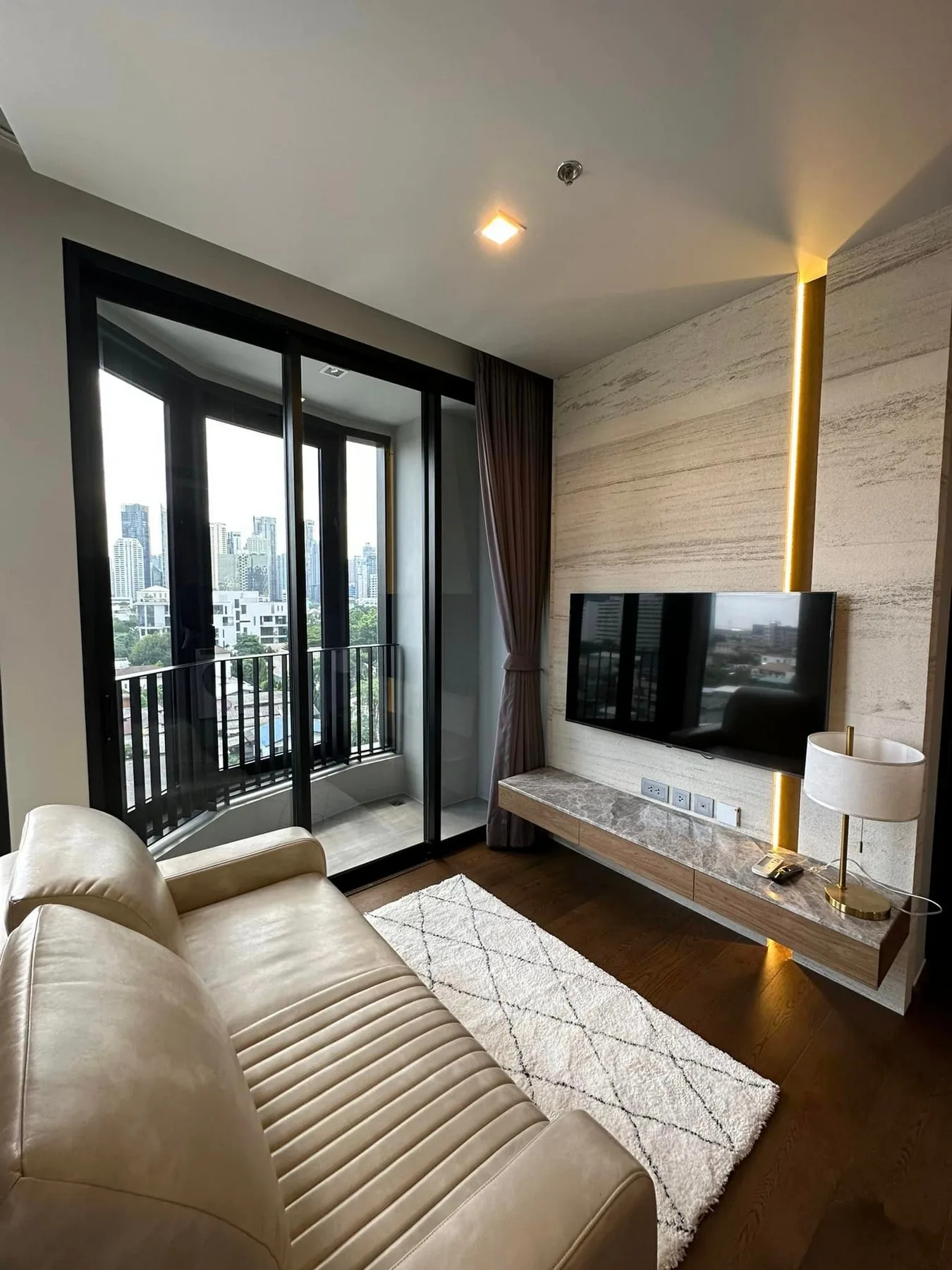 Ideo Q Sukhumvit 36 — photo 2