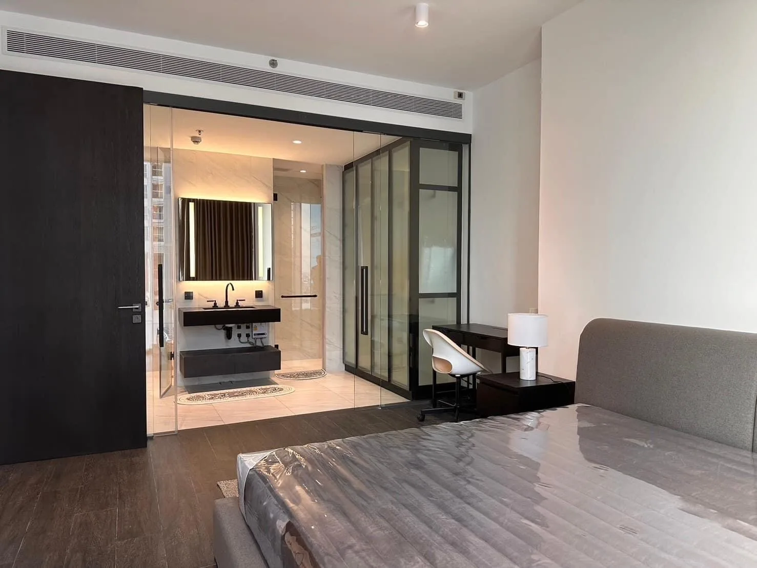 Tait Sathorn 12 — photo 7