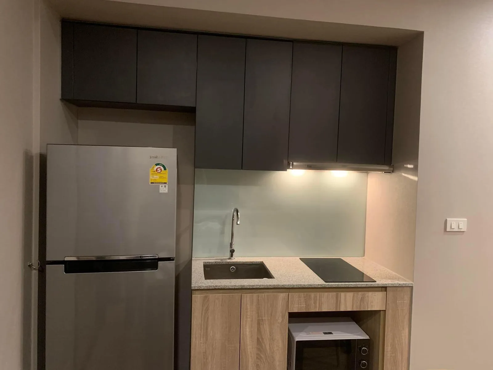 Blossom Condo @ Sathorn - Charoenrat — photo 6