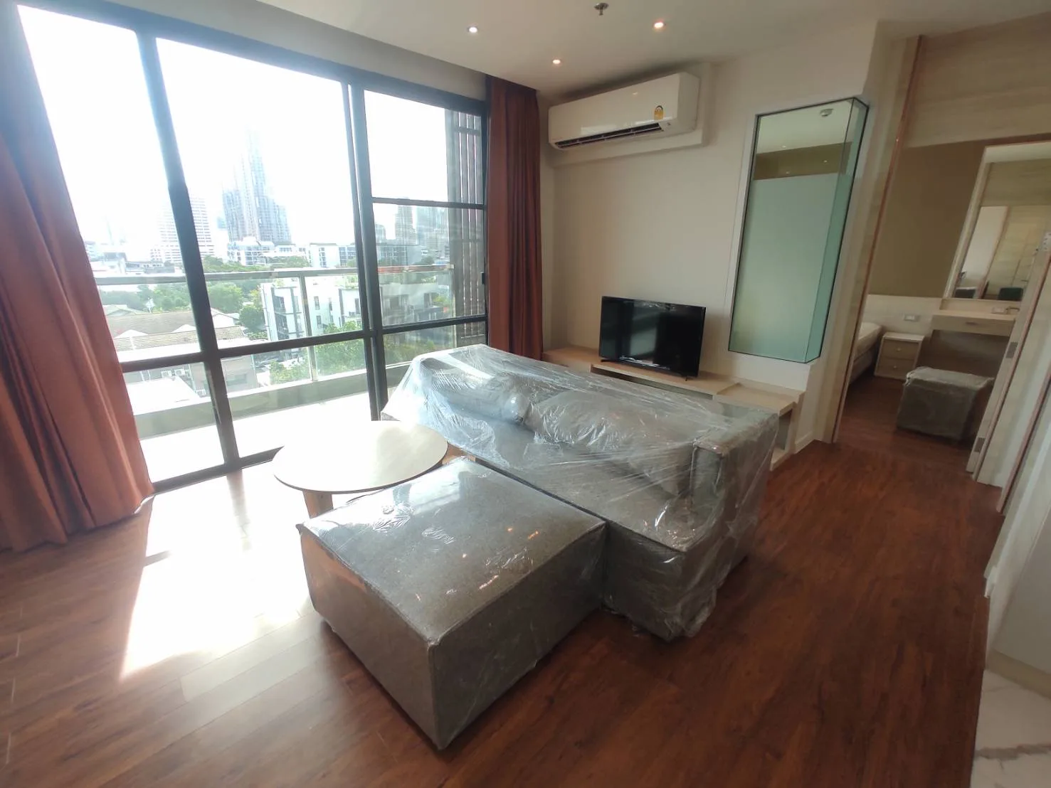 Baan Santisuk Sukhumvit 38 — photo 2