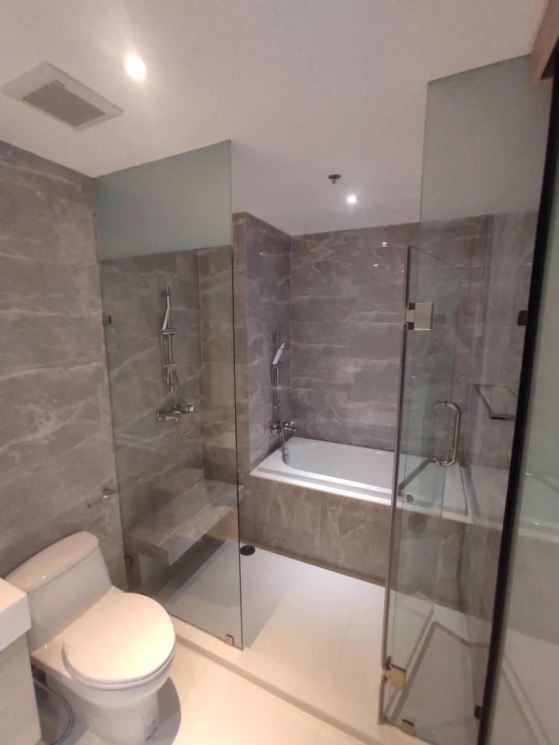 Baan Santisuk Sukhumvit 38 — photo 12