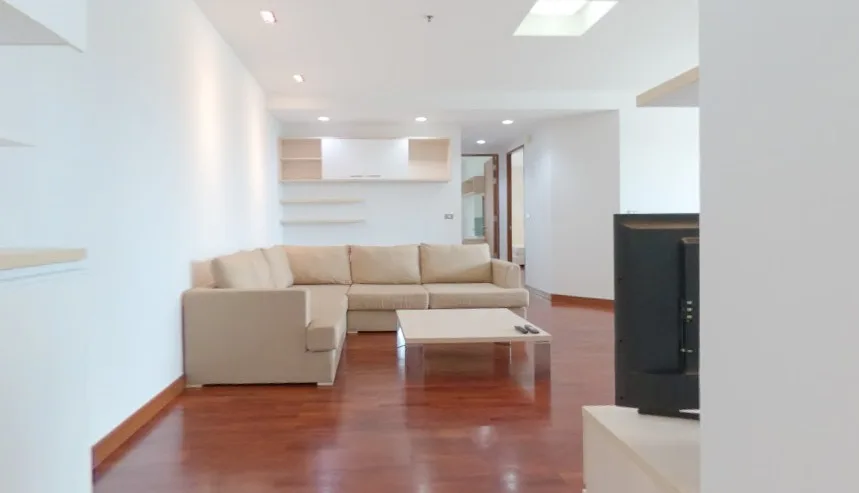 The Residence — photo 2