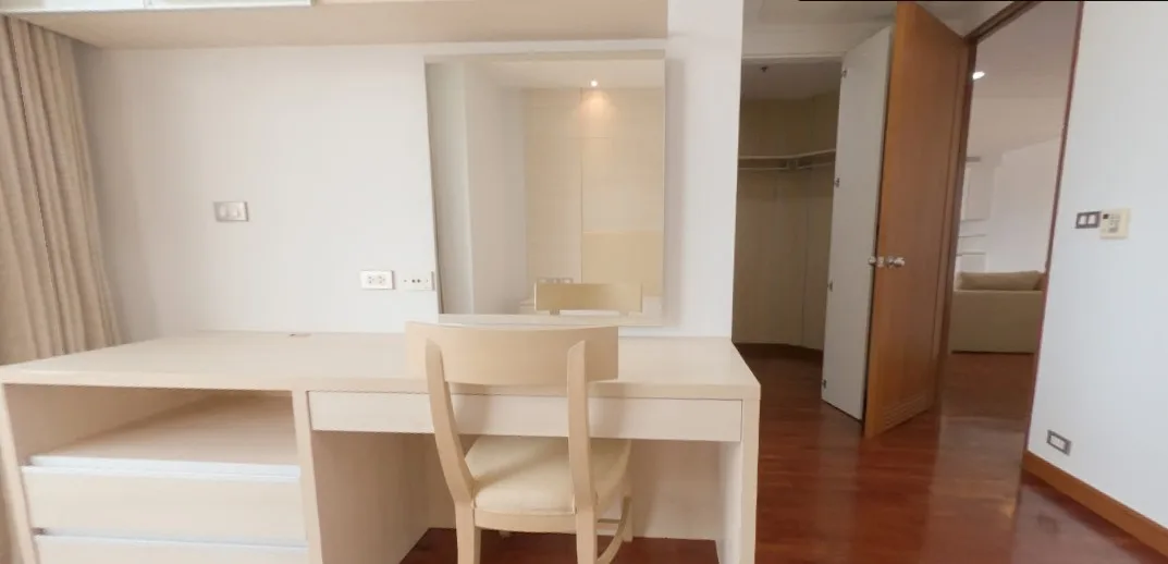 The Residence — photo 6