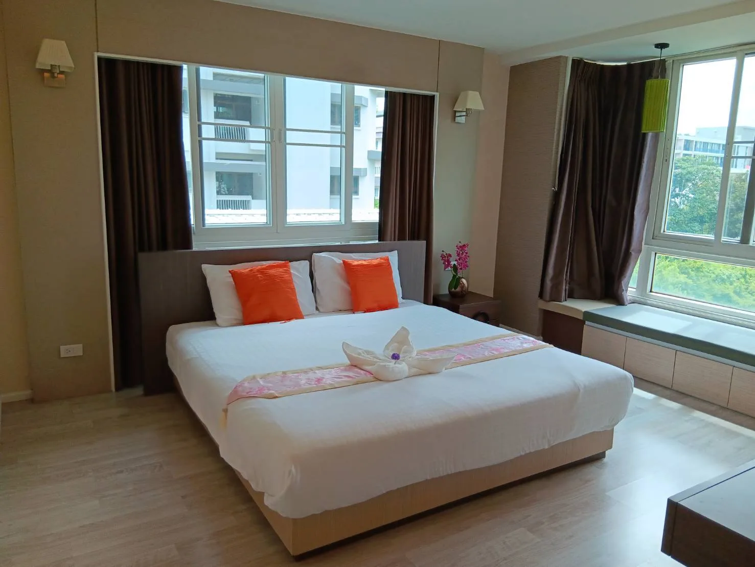 Triple Oaks Service Apartment Sukhumvit 33 — photo 4