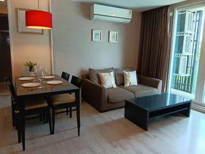 Triple Oaks Service Apartment Sukhumvit 33
