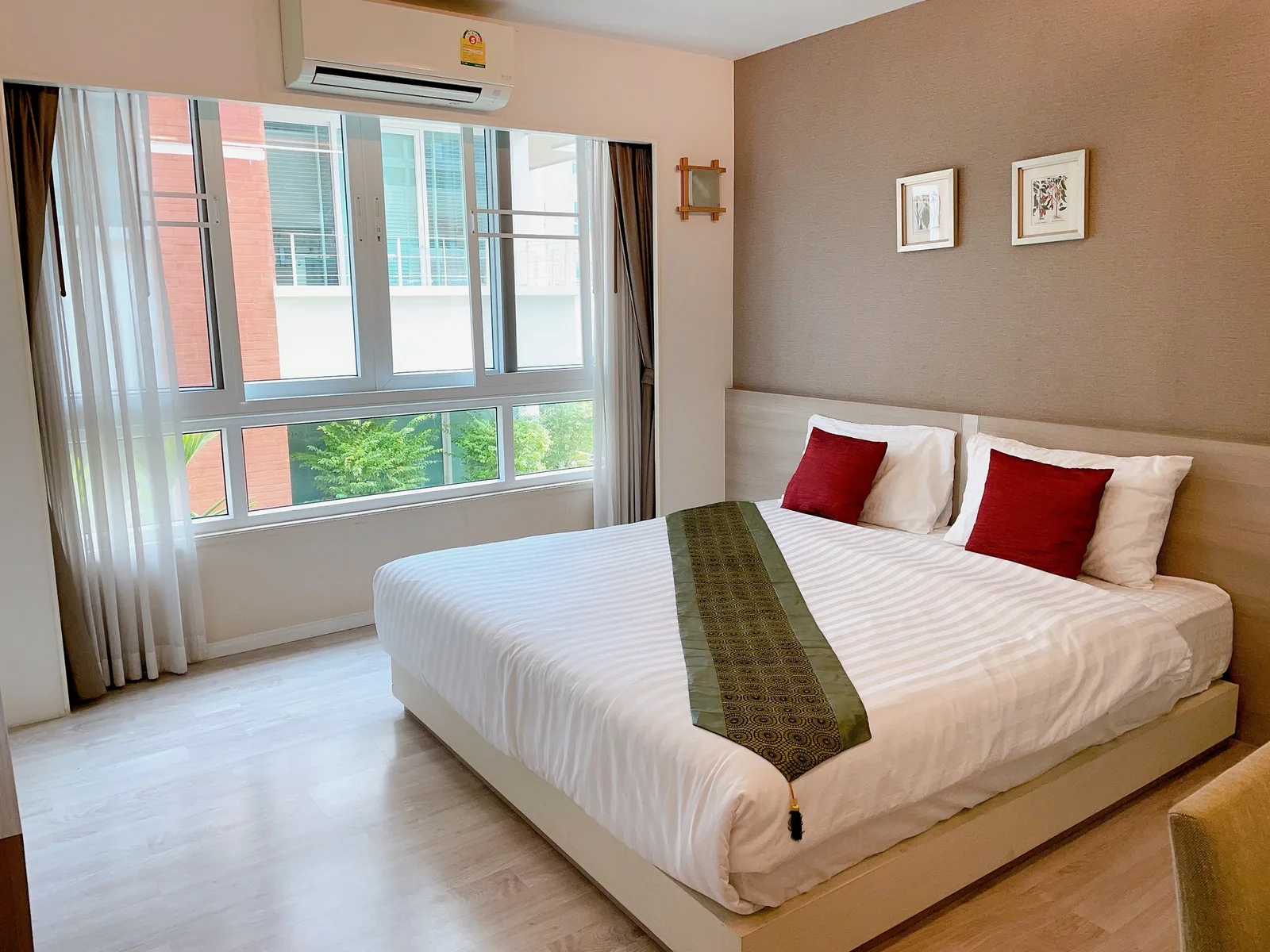 Triple Oaks Service Apartment Sukhumvit 33 — photo 3