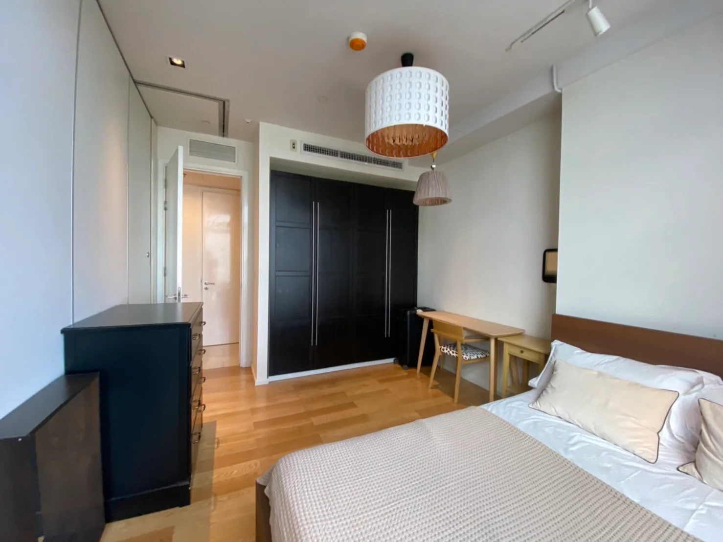 Circle Living Prototype — photo 4